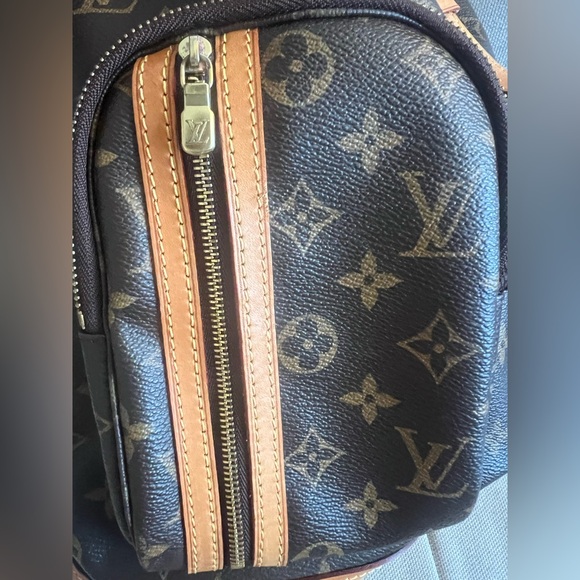 Louis Vuitton Monogram Bosphore Backpack - Picture 4 of 11